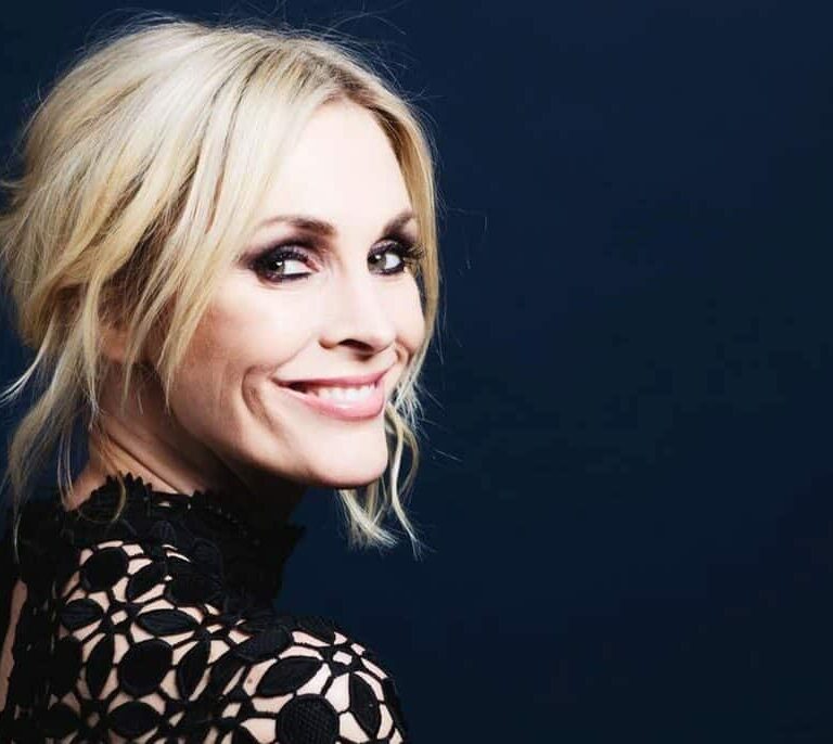 Jenni Falconer awards host