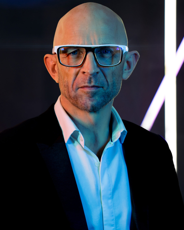 Jason bradbury keynote speaker on tech and AI