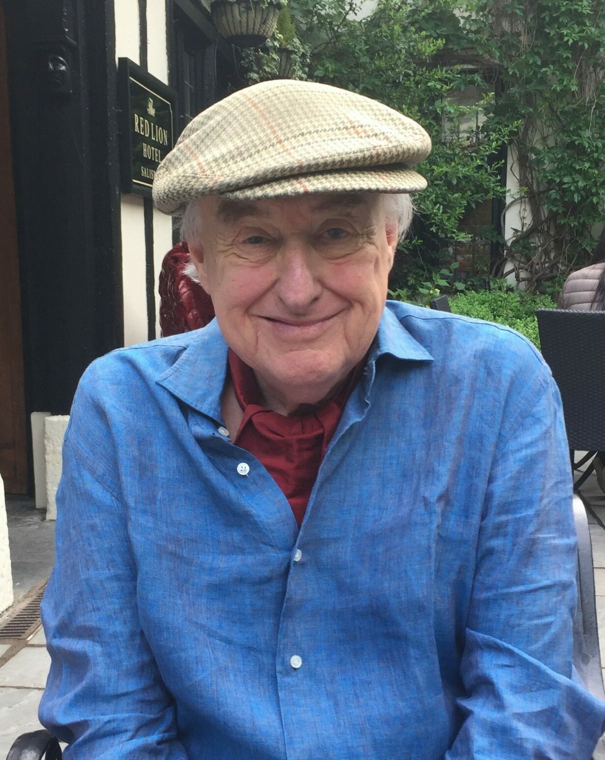 Book Henry Blofeld via The Speakers Agency