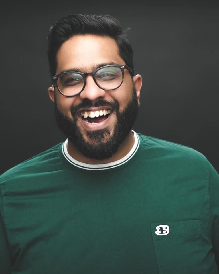 Eshaan Akbar comedian