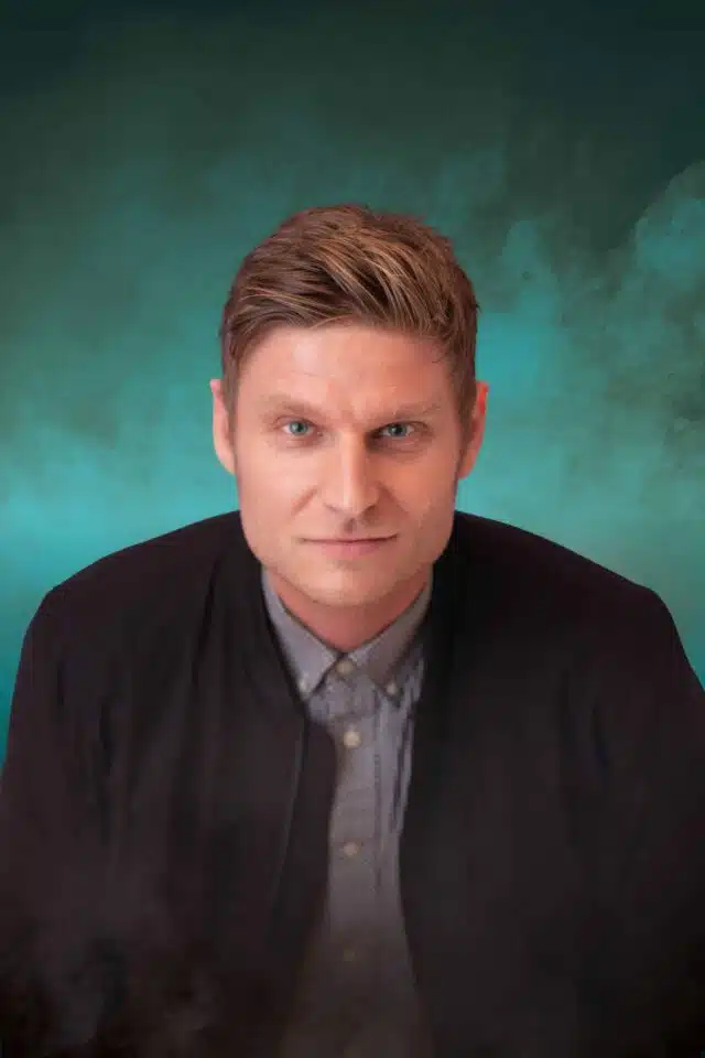 Scott Bennett