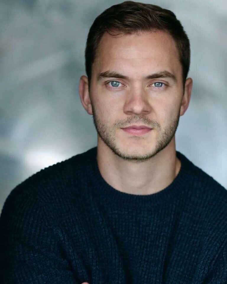 Simon Lennon with arms folded