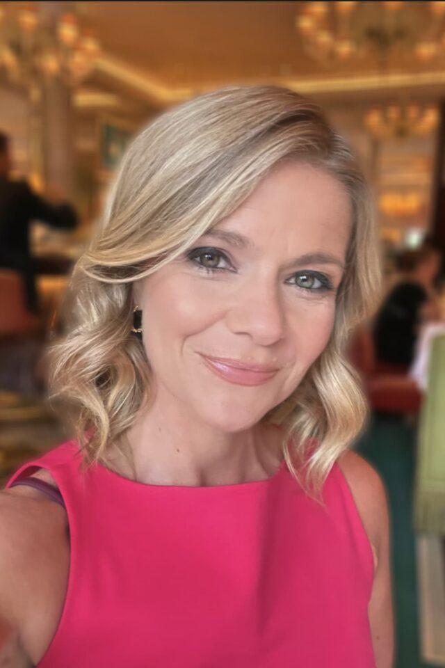 Robyn Dwyer facilitator, panel host and moderator