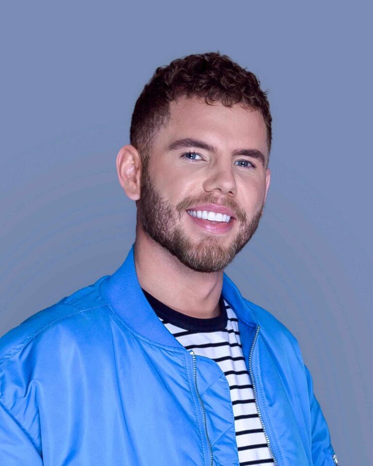 Dean McCullough live DJ, radio host and awards host