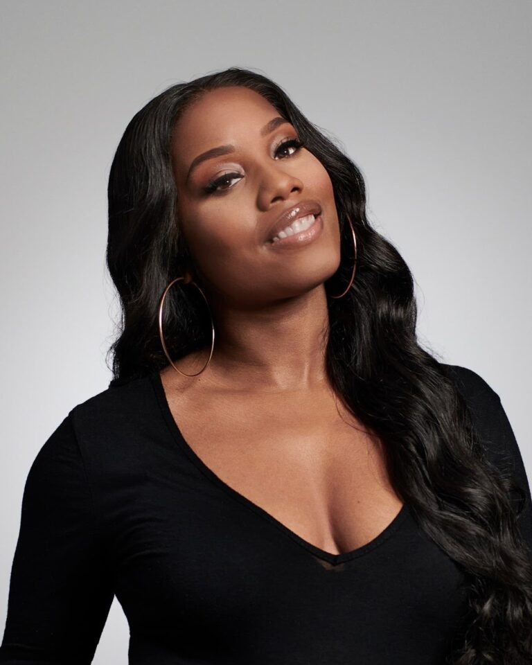 Nadia Jae awards host tv presenter and radio host