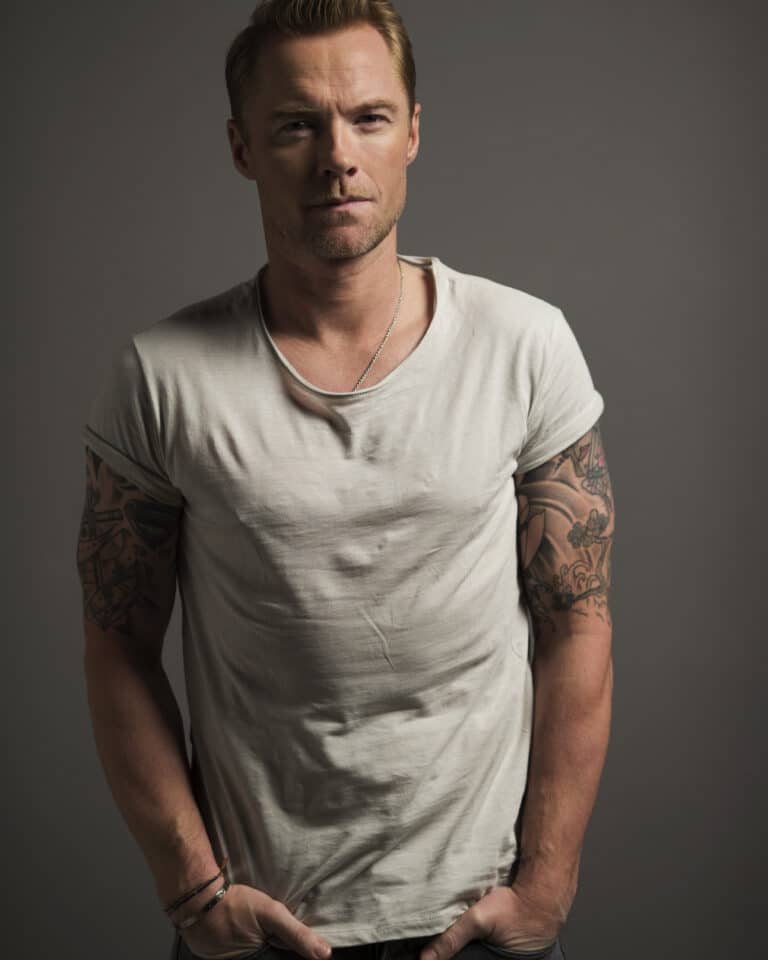Book Awards Host Ronan Keating with The Speakers Agency