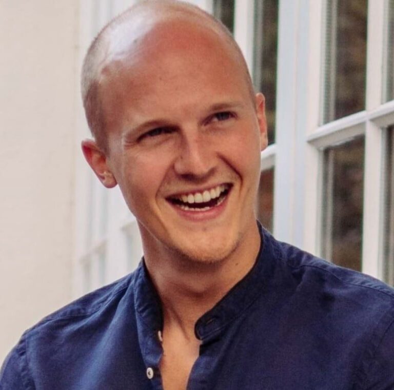 Sam Fane aka SeenThroughGlass car speaker