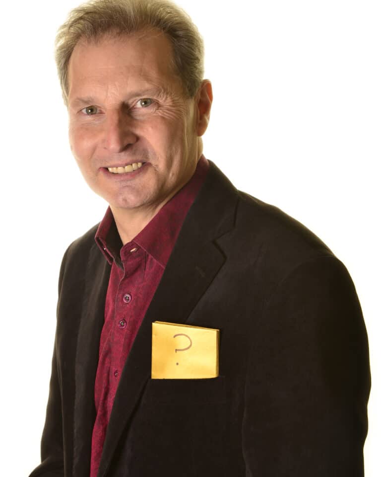 Billy Flywheel after dinner entertainment and magician