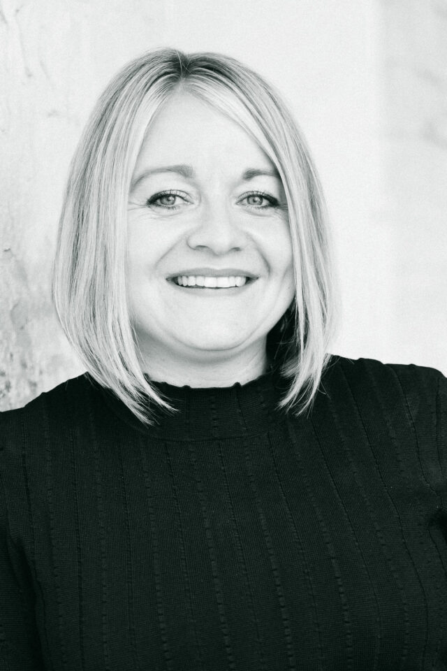 LYNDSEY SIMPSON speaker