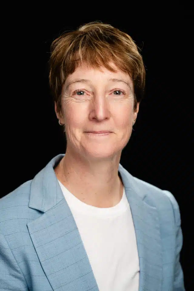 Nicky Perfect - keynote speaker and communication coach - The Speakers Agency