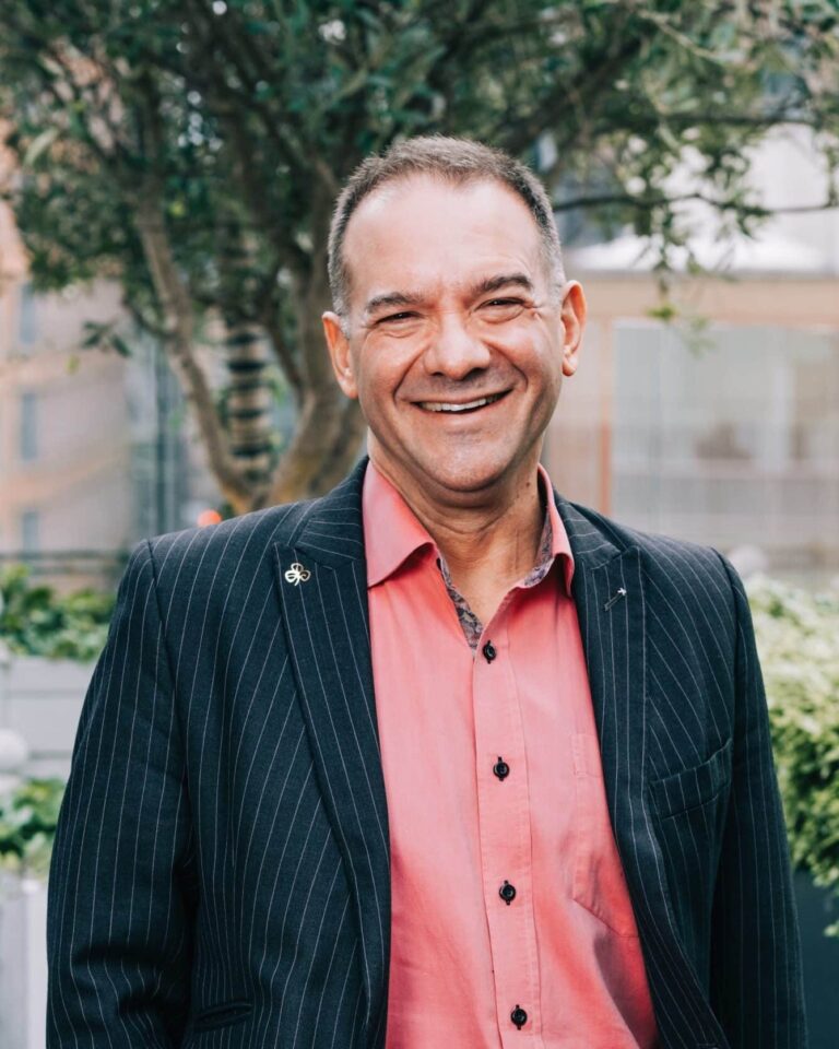 Andy Lopata keynote speaker on relationships