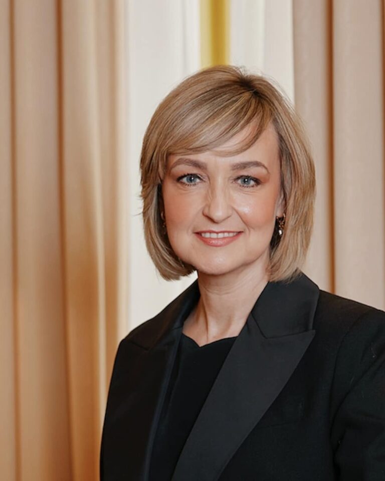 Fiona McKay Boardroom