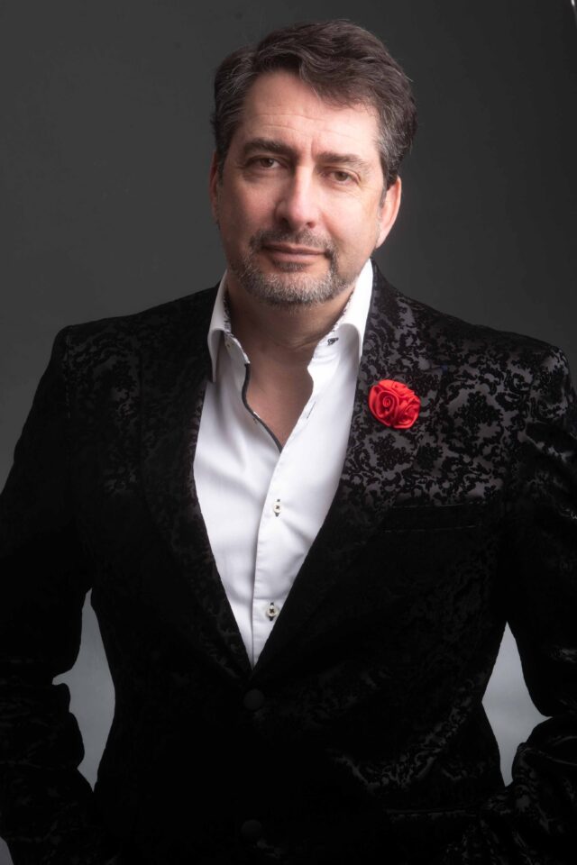 Jon Briggs host and moderator