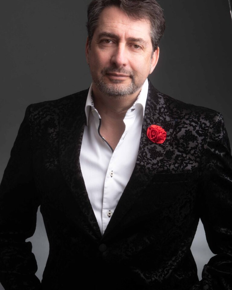 Jon Briggs host and moderator