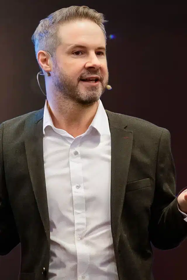 Glen Goodman speaker Midshot