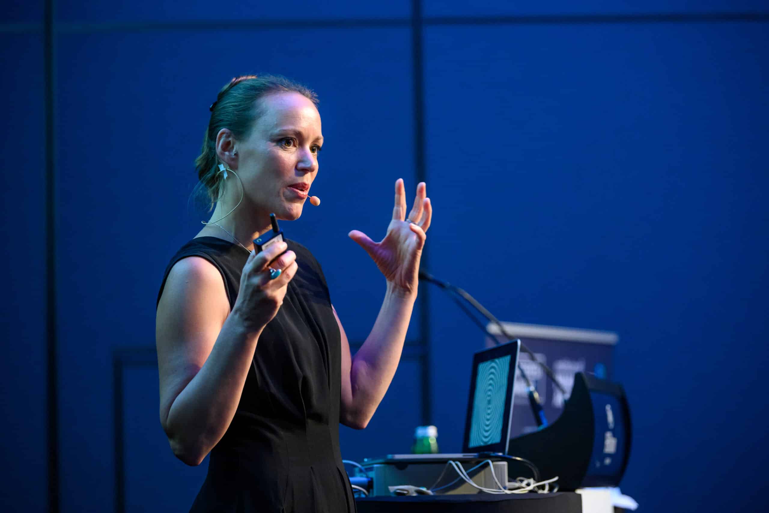 Dr Hannah Critchlow psychologist speaker