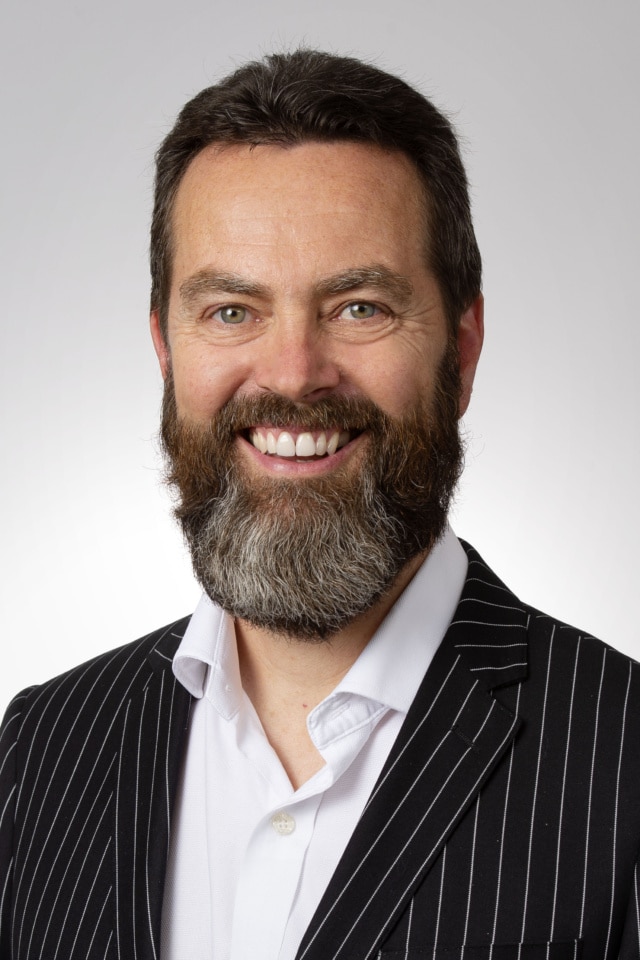 Martin Brooks Keynote Speaker on body language